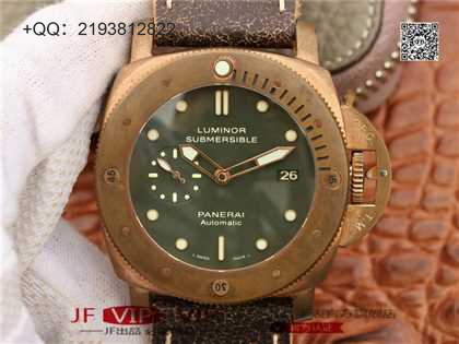 ZF沛纳海 Pam382 ，47mm，搭载P9000自动上链机芯，大家常说硬汉风格什么的，我觉得青铜382才是最最硬汉的沛纳海。